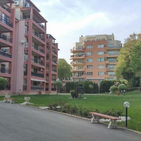 Luxury Sunrise Complex Apartment Golden Sands Esterno foto
