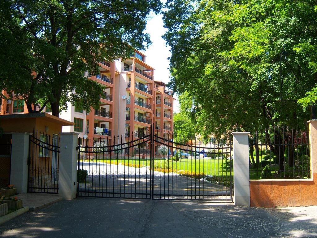 Luxury Sunrise Complex Apartment Golden Sands Esterno foto