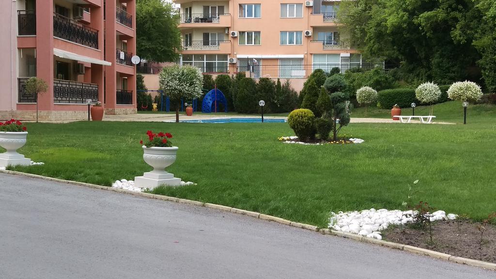 Luxury Sunrise Complex Apartment Golden Sands Esterno foto