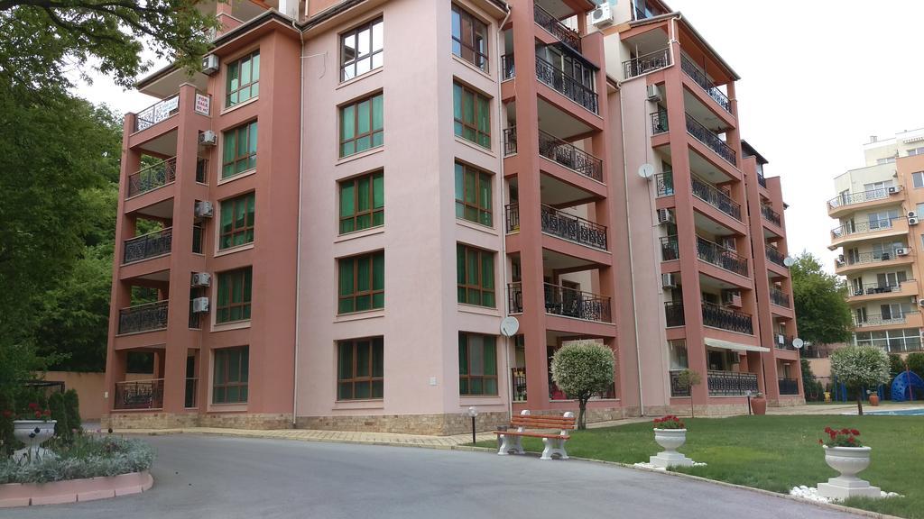 Luxury Sunrise Complex Apartment Golden Sands Esterno foto