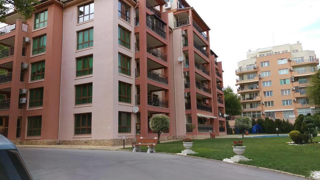 Luxury Sunrise Complex Apartment Golden Sands Esterno foto